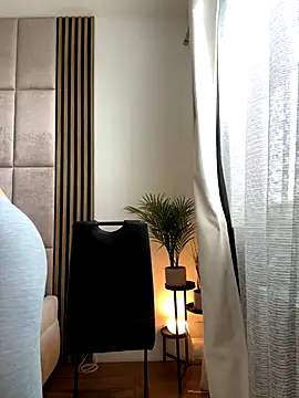 OIivia online show from 12-16-25, 09:36