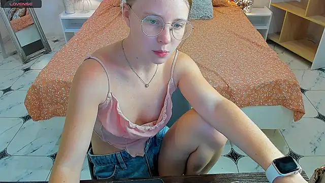 CharmedDoll online show from 09-16-25, 12:28