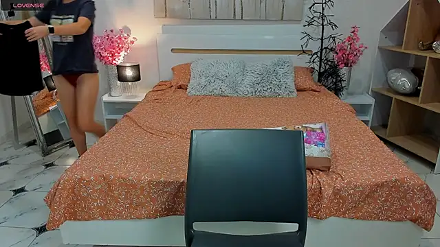 CharmedDoll online show from 09-25-25, 06:17