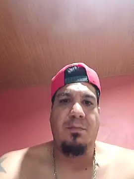 Snapshot of diablo9226 chatting on 10-18-25, 03:20 diablo9226 online show from 10-18-25, 03:20