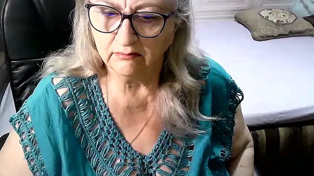 LolkaAlyss online show from 12-15-25, 07:29