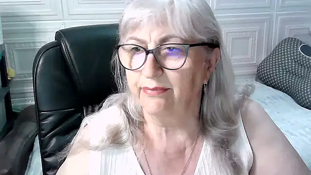 LolkaAlyss online show from 05-05-26, 08:17