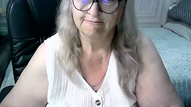 LolkaAlyss online show from 05-09-26, 03:45