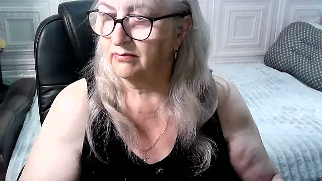 LolkaAlyss online show from 05-11-26, 07:25
