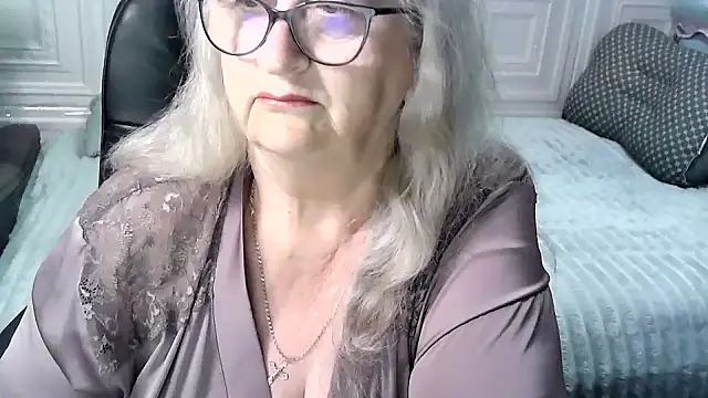 LolkaAlyss online show from 05-17-26, 03:59
