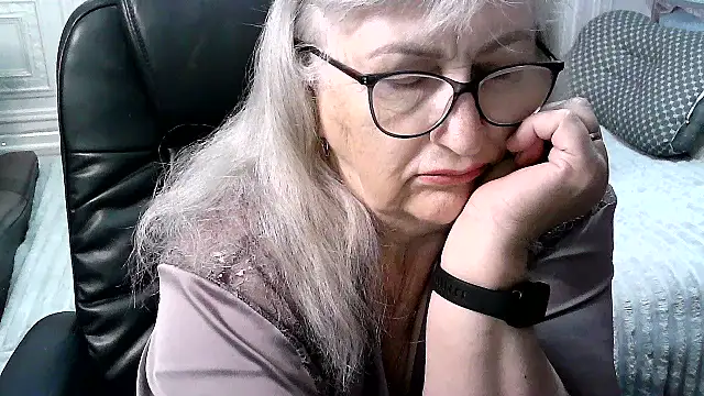 LolkaAlyss online show from 05-25-26, 04:18