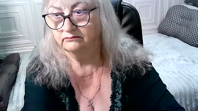 LolkaAlyss online show from 06-04-26, 04:07