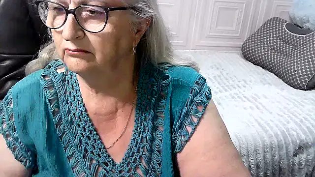 LolkaAlyss online show from 06-16-26, 10:01