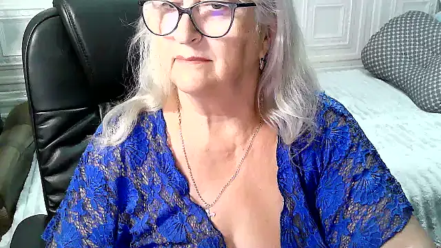 LolkaAlyss online show from 07-18-26, 08:56