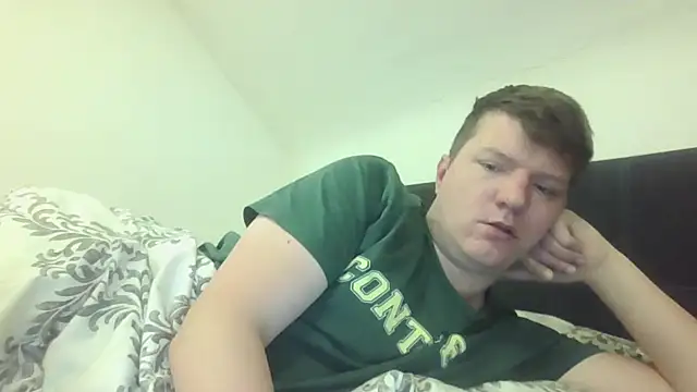 Snapshot of Tommyboy1279 chatting on 03-20-25, 08:31 Tommyboy1279 online show from 03-20-25, 08:31