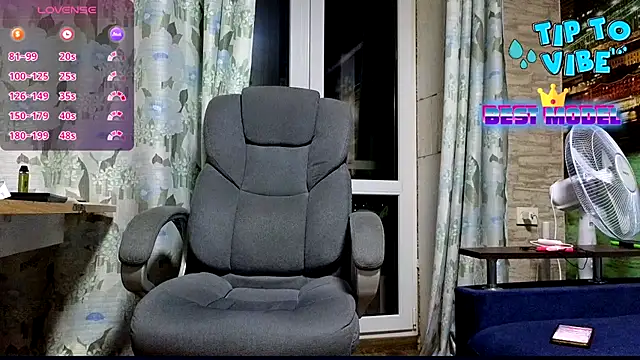 Snapshot of xxrokixxx chatting on 12-03-24, 04:39 xxrokixxx online show from 12-03-24, 04:39