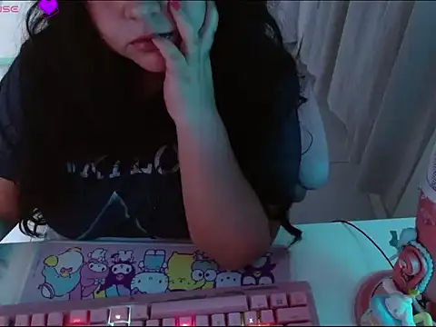 Snapshot of KittyK3 chatting on 09-09-25, 03:50 KittyK3 online show from 09-09-25, 03:50