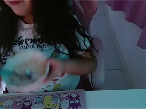 Snapshot of KittyK3 chatting on 10-14-25, 03:29 KittyK3 online show from 10-14-25, 03:29