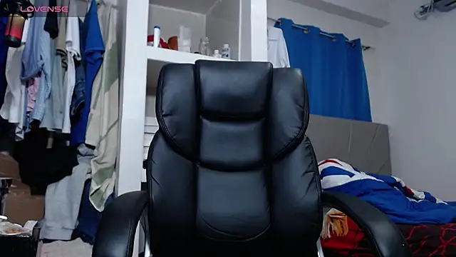 lewislamxxx hot online show from 02-19-26, 11:01