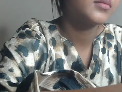 Snapshot of NancyRuvi chatting on 04-25-26, 04:37 NancyRuvi online show from 04-25-26, 04:37