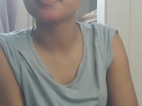 Snapshot of NancyRuvi chatting on 06-03-26, 04:34 NancyRuvi online show from 06-03-26, 04:34