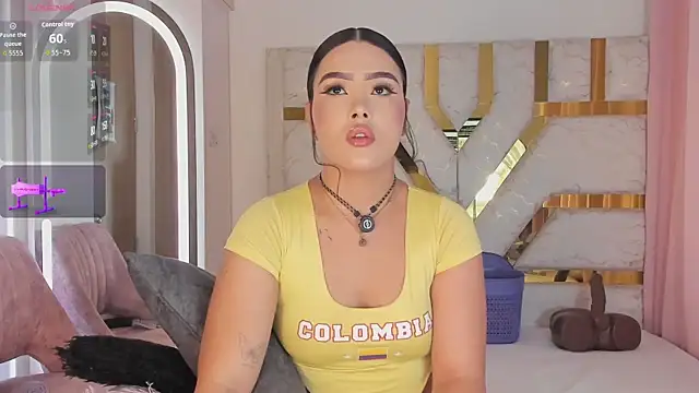 sophy champagne online show from 07-15-26, 01:00