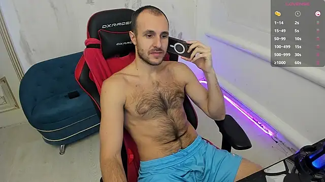 Snapshot of Raamoss chatting on 12-03-24, 06:49 Raamoss online show from 12-03-24, 06:49