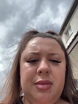 Sara Slow online show from 05-18-26, 12:11