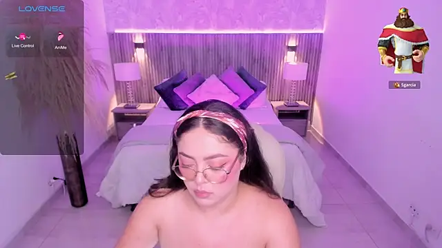 Snapshot of emmy_walker chatting on 10-23-25, 11:09 emmy walker online show from 10-23-25, 11:09