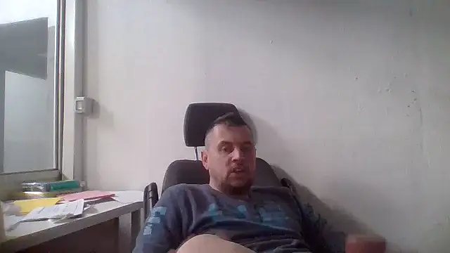 Snapshot of rabyto2 chatting on 02-08-25, 03:42 rabyto2 online show from 02-08-25, 03:42