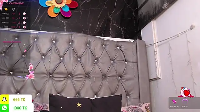 Snapshot of LAILAGUMMY chatting on 07-14-26, 05:29 LAILAGUMMY online show from 07-14-26, 05:29