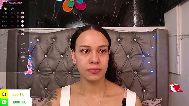 Snapshot of LAILAGUMMY chatting on 07-23-26, 02:37 LAILAGUMMY online show from 07-23-26, 02:37