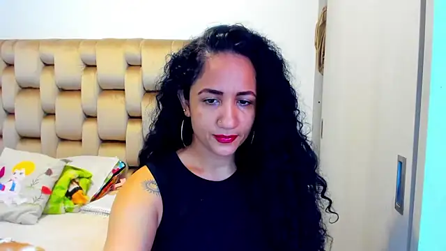Snapshot of alaskmiller1 chatting on 05-25-26, 06:25 alaskmiller1 online show from 05-25-26, 06:25