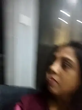 Snapshot of Mahi4luv chatting on 02-11-25, 09:46 Mahi4luv online show from 02-11-25, 09:46