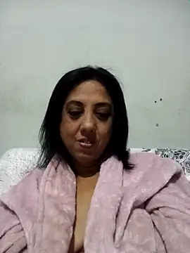 Mahi4luv online show from 07-25-26, 10:18