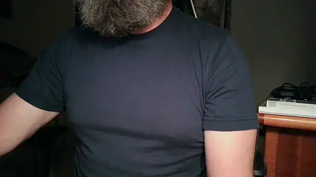 Snapshot of usdirtymikee9 chatting on 01-03-25, 08:00 usdirtymikee9 online show from 01-03-25, 08:00