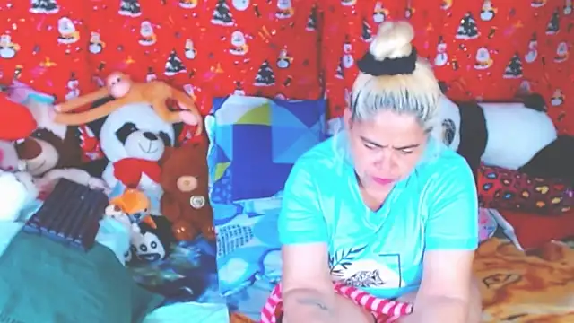 estrellita fugaz16x online show from 12-22-25, 03:36