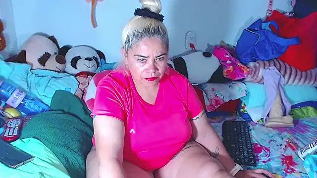 estrellita fugaz16x online show from 08-05-26, 04:04