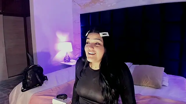 Snapshot of Maddysex_ chatting on 09-27-25, 11:37 Maddysex online show from 09-27-25, 11:37