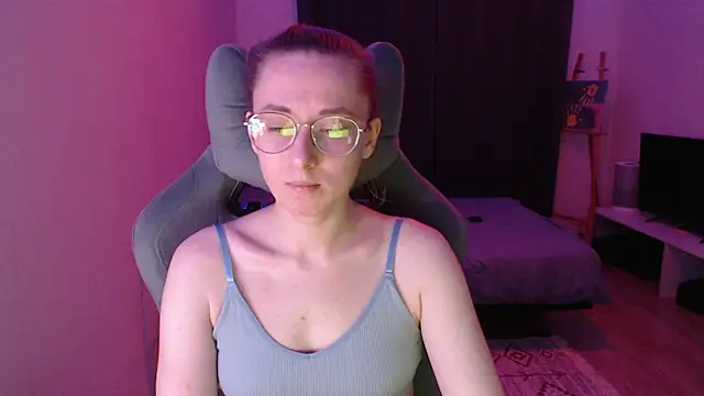 AnabelFrel online show from 11-06-25, 01:17