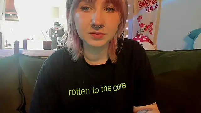 LedaBun online show from 03-11-26, 04:13