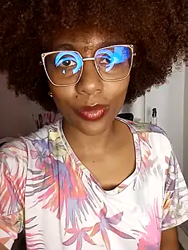 thaimy  online show from 04-22-26, 02:58