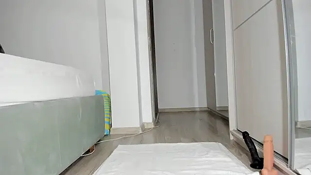 AnneQueen online show from 10-08-25, 08:12