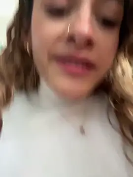 alana15 online show from 11-24-25, 09:36