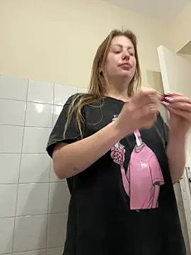 AlisaWhite online show from 03-18-26, 02:42