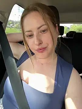 AlisaWhite online show from 04-18-26, 03:27