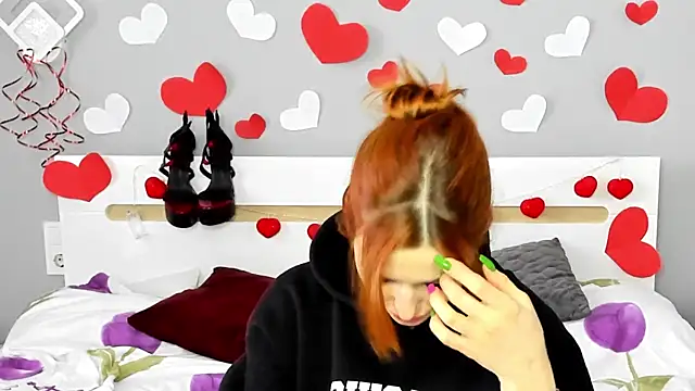 Red Fairy  online show from 02-09-25, 12:52