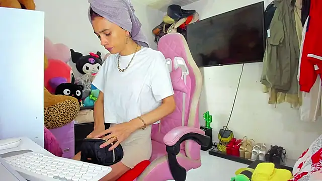 Lawrncesofiets online show from 11-15-25, 02:24