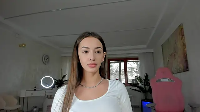 TiffanyHouston  online show from 02-15-25, 07:38