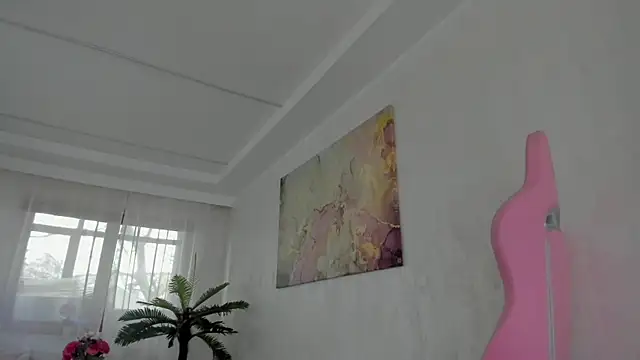 TiffanyHouston  online show from 12-05-25, 07:06