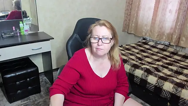 Snapshot of Frau_Marta chatting on 02-27-25, 01:17 Frau Marta online show from 02-27-25, 01:17