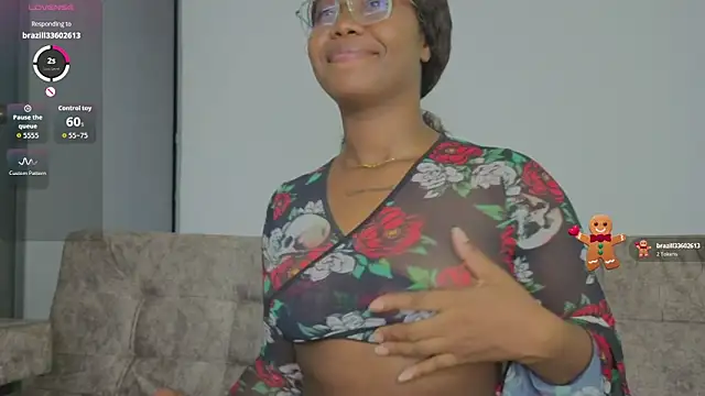 Snapshot of tanyyaa chatting on 05-18-26, 01:24 tanyyaa online show from 05-18-26, 01:24