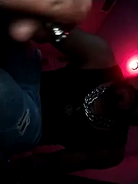 Snapshot of Prettyguy420 chatting on 12-04-25, 08:34 Prettyguy420 online show from 12-04-25, 08:34