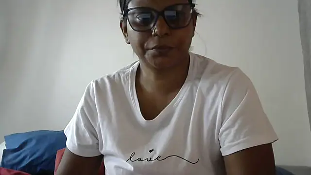 Snapshot of sunshinelady_ chatting on 01-19-25, 02:49 sunshinelady online show from 01-19-25, 02:49