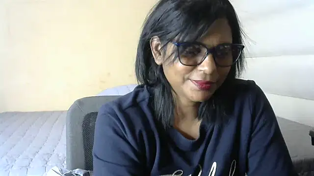 sunshinelady  online show from 06-18-26, 12:42